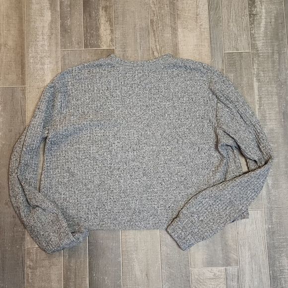 Wild Fable brand cropped sweater - Picture 8 of 8